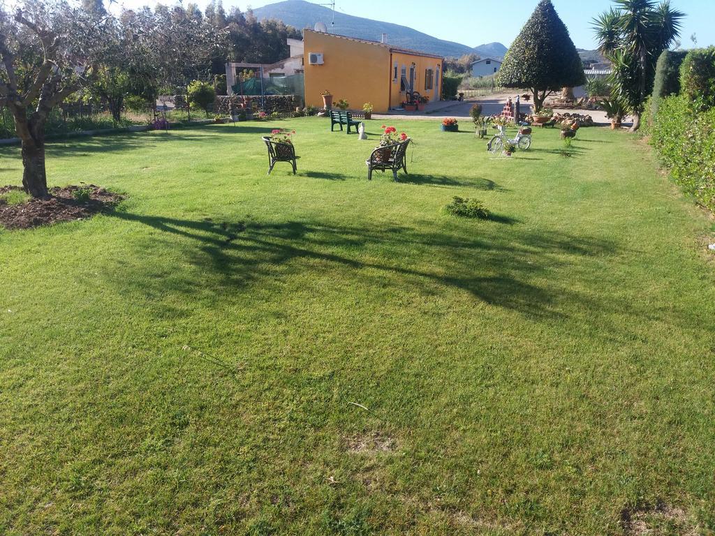 Rita B&B Sea Sun And Nature Santa Maria la Palma Exteriör bild